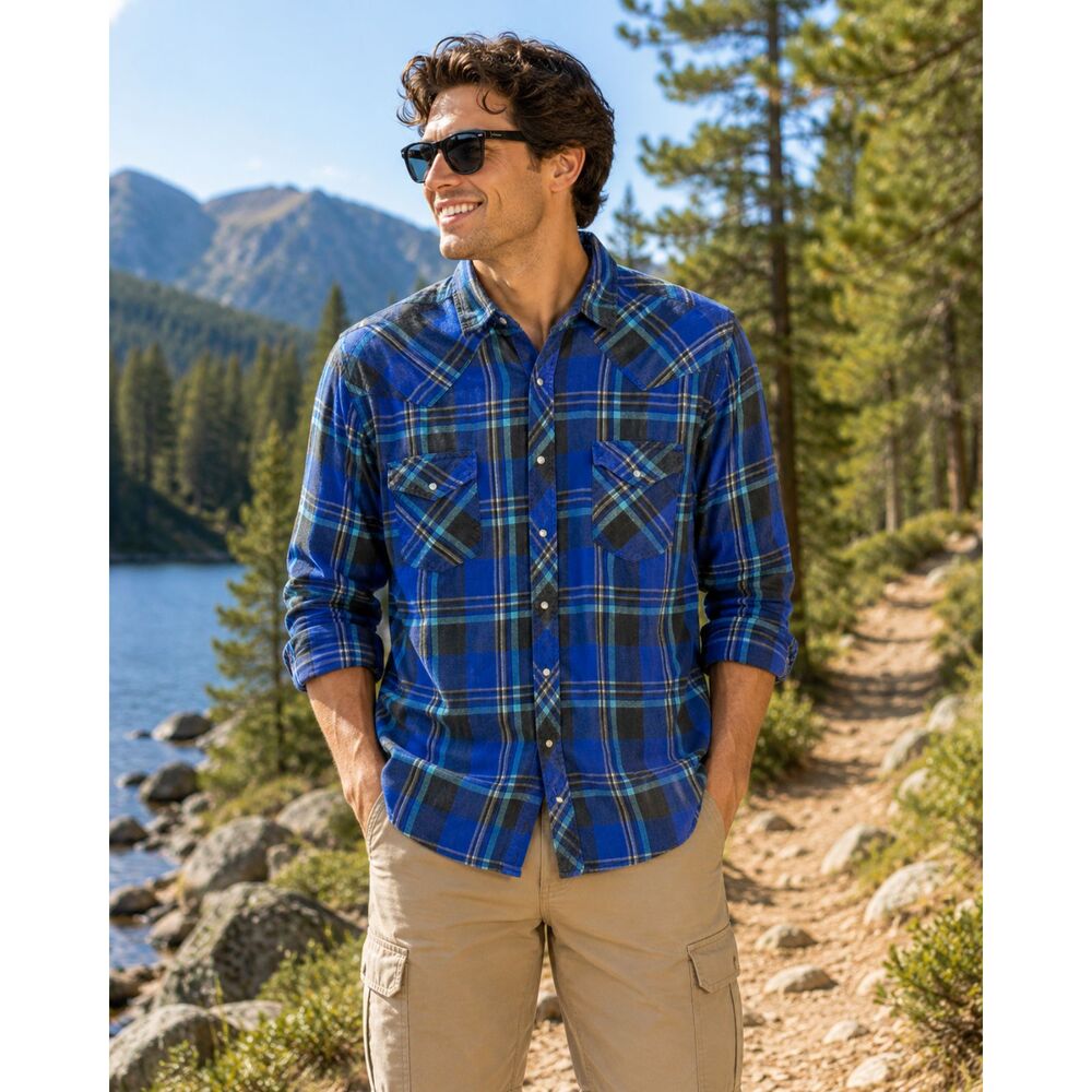 Wrangler Men’s Size XL Blue Black Plaid Flannel Shirt Pearl Snap Cowboy Western
